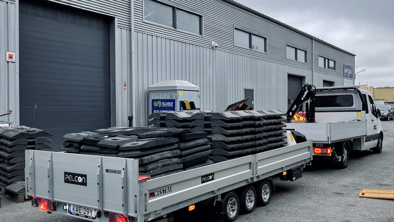 Adam multitransport Westbay lastar