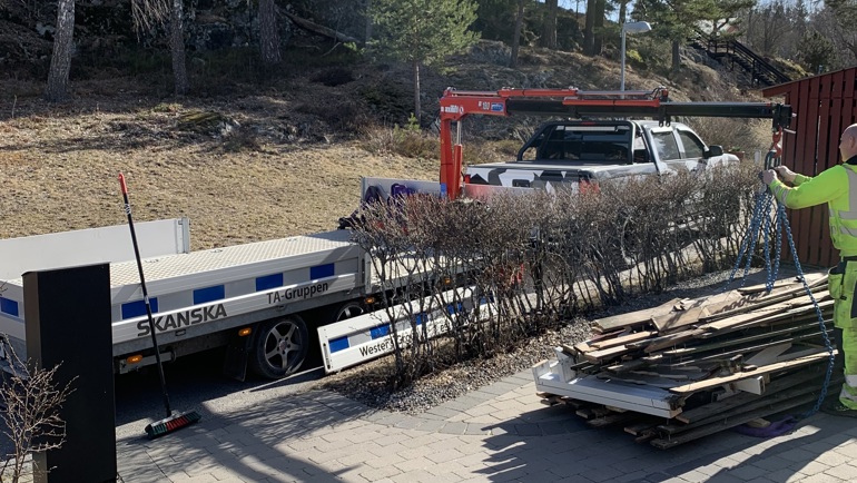 Multisläp Adam med kran